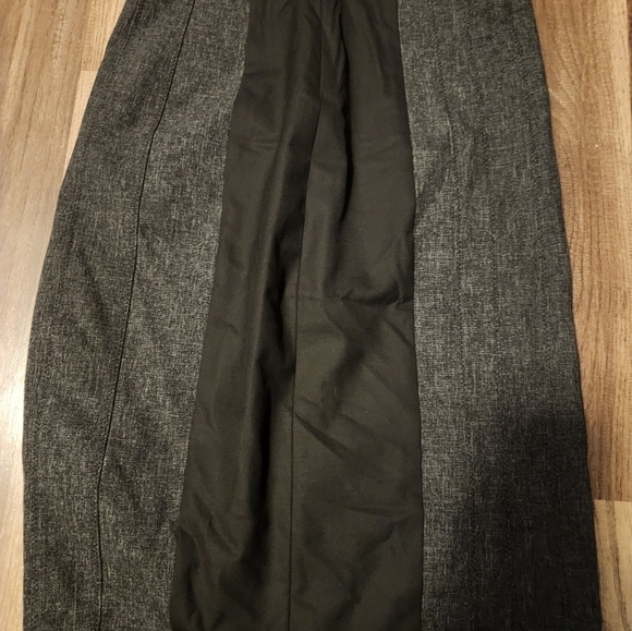 THE LIMITED Black and Grey wool skirt size 2 - Picture 3 of 3